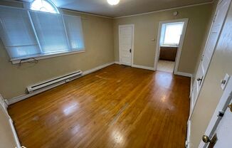 Studio, 1 bath, 450 sqft, $550, Unit 303