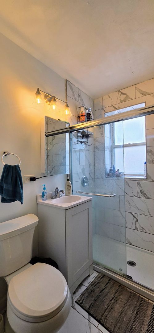 Studio, 1 bath, $1,200, Unit 107