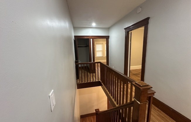 3 beds, 1 bath, 2,448 sqft, $3,450, Unit 2