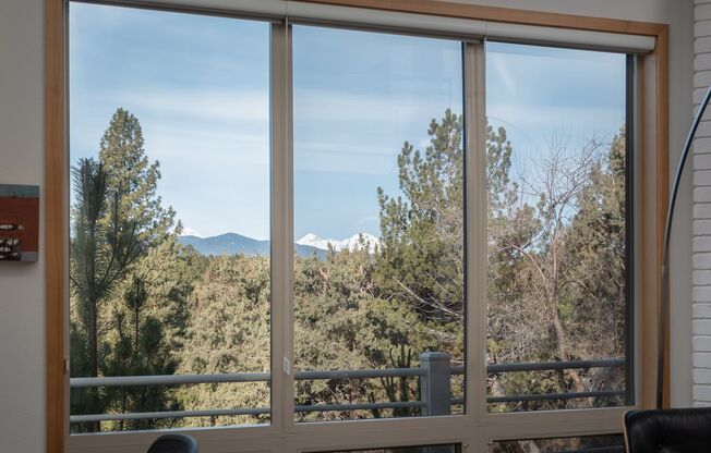 Spectacular Cascade Views in Awbrey Glen - Fully Furnished 3 bdrm 3.5 bath Available Now!