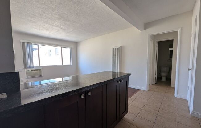 2 beds, 1 bath, 650 sqft, $2,199, Unit 312