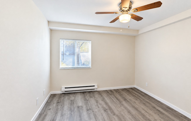 1 bed, 1 bath, 605 sqft, $1,695, Unit 006