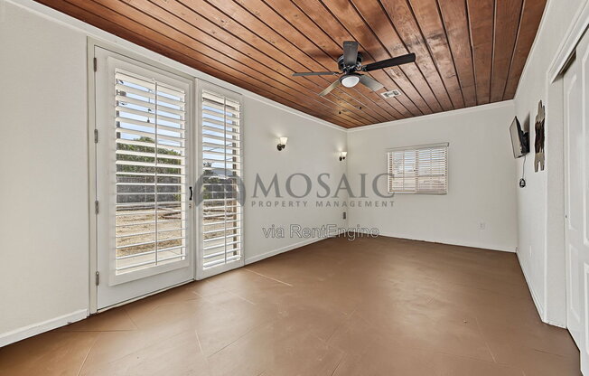 3 beds, 2 baths, 1,553 sqft, $2,300