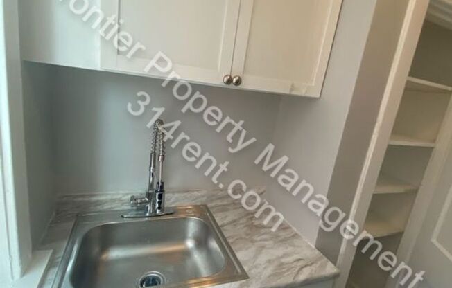 5014-5016 Chippewa