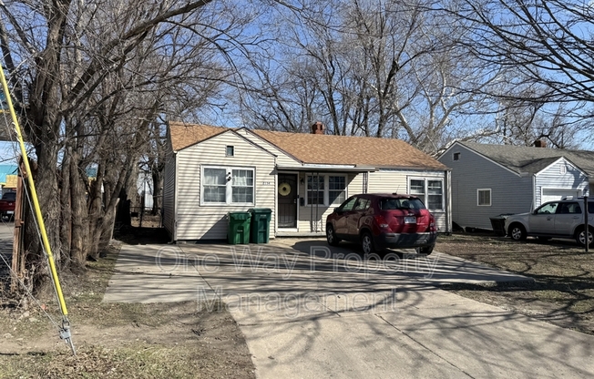 2134 N MINNESOTA