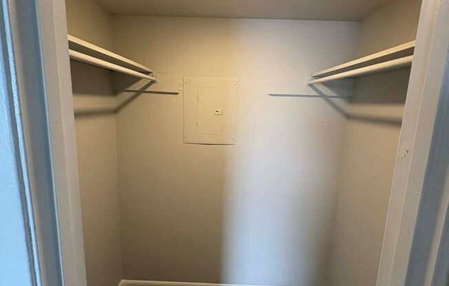 2 beds, 2 baths, 931 sqft, $1,003, Unit 14-1404