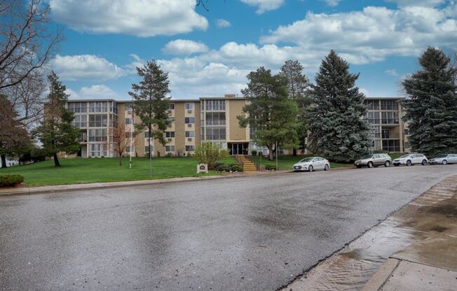 2 beds, 2 baths, $1,750, Unit Unit 210