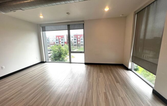 Studio, 1 bath, 582 sqft, $1,175, Unit 202