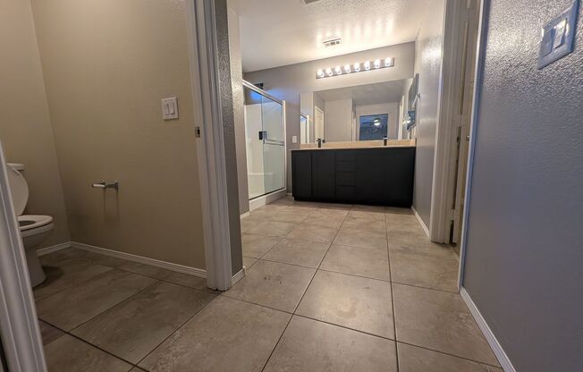 4 beds, 2.5 baths, $2,400