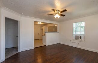 2 beds, 1 bath, $1,097