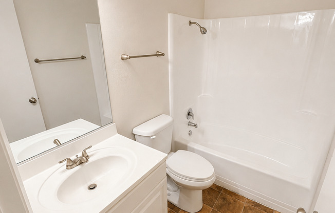 1 bed, 1 bath, 630 sqft, $2,035, Unit 26