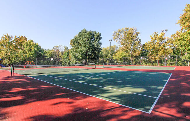 Tennis Court at Woodhollow Apartments