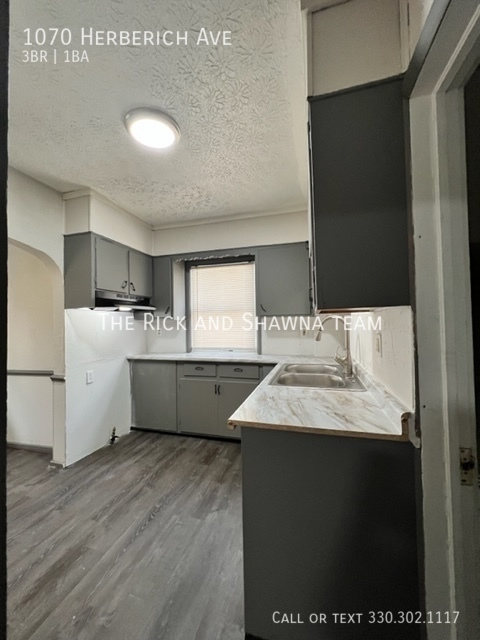 3 beds, 1 bath, 1,288 sqft, $1,145