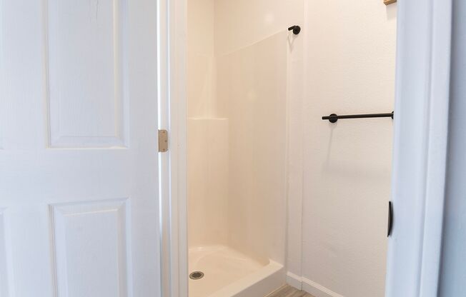 Studio, 1 bath, 138 sqft, $1,595