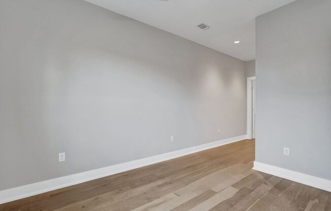 1 bed, 1 bath, 668 sqft, $1,790, Unit #212