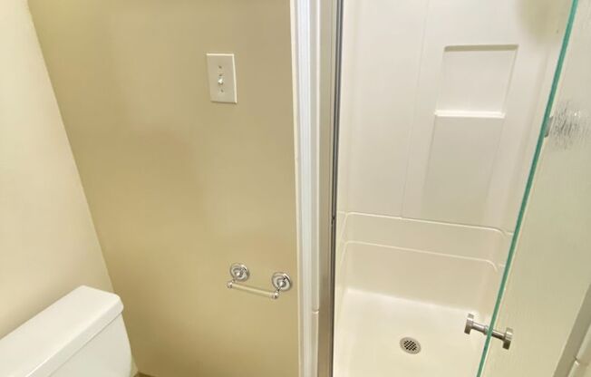 1 bed, 1 bath, 500 sqft, $1,595, Unit 103