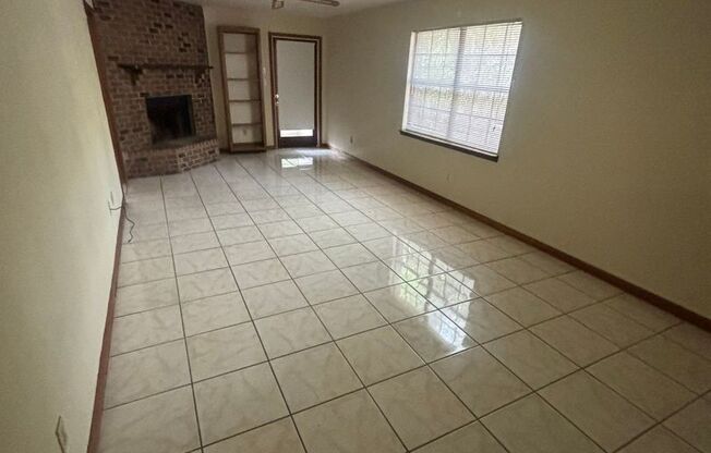 Large 2/2 flat, COMPLETE REMODEL!
