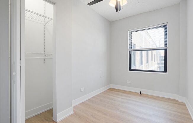 2 beds, 1 bath, 430 sqft, $2,150, Unit 7E