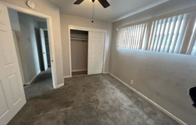1 bed, 1 bath, 470 sqft, $1,950, Unit 040