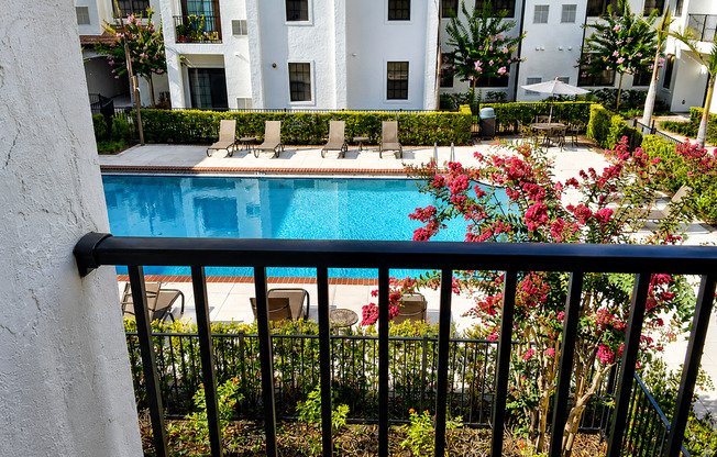 2 beds, 1 bath, $1,699, Unit # 3222
