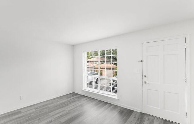 1 bed, 1 bath, 517 sqft, $925, Unit 14