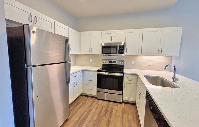 1 bed, 1 bath, 615 sqft, $1,395, Unit 3240-311