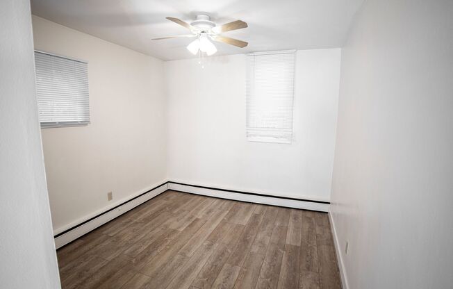 2 beds, 1 bath, 900 sqft, $1,295, Unit 4426-104