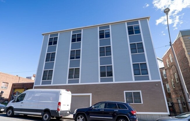 332 TALBOT AVE