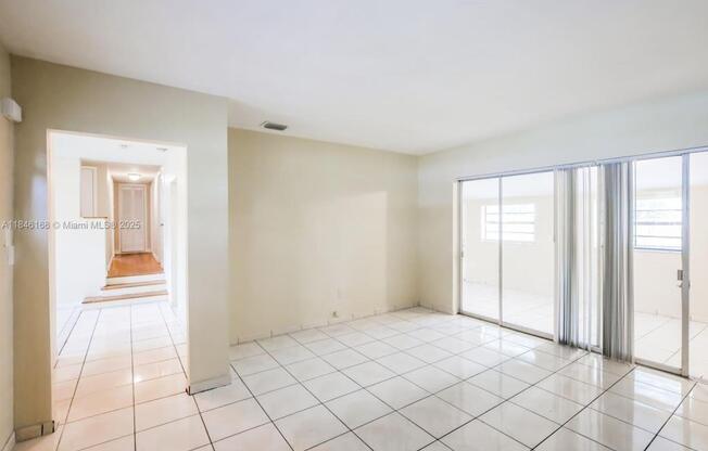 1120 NE 160 ST