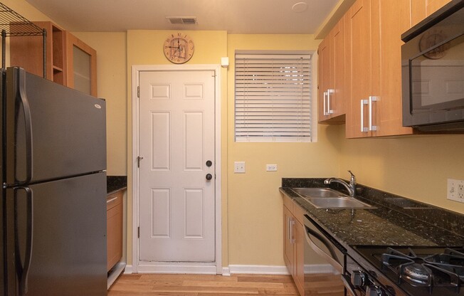 3103 LAWRENCE