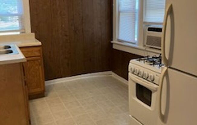 726 West Kirkwood Avenue