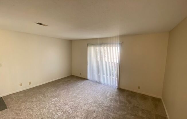 2 beds, 2 baths, 993 sqft, $1,111, Unit 1523-04