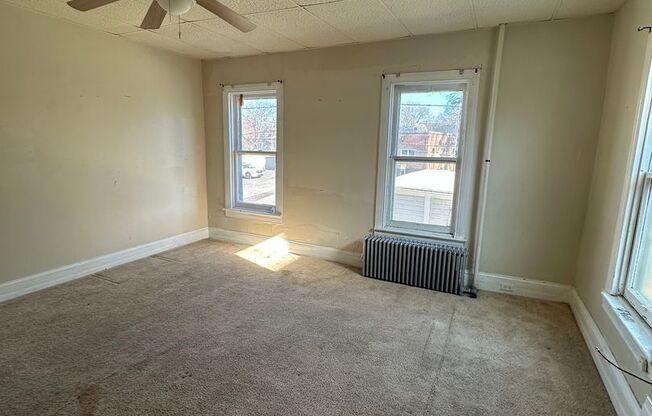 5 beds, 1 bath, $1,450