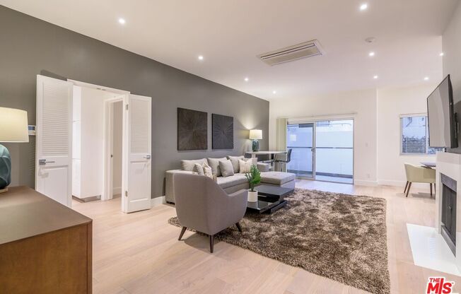 3 beds, 2 baths, 1,486 sqft, $7,300, Unit 105
