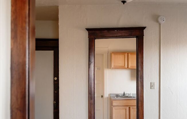 Studio, 1 bath, 494 sqft, $950, Unit 307-40