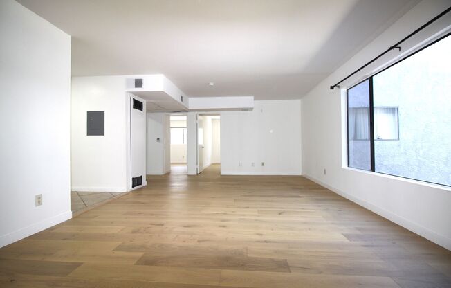 14029 Foothill