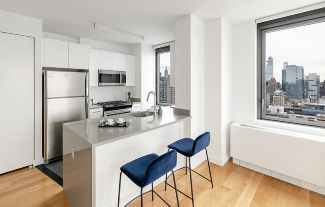 3 beds, 2 baths, $10,495, Unit 4103