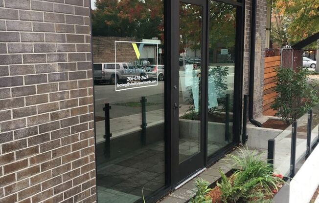 2 beds, 1.5 baths, 1,023 sqft, $2,900, Unit 104 Live Work