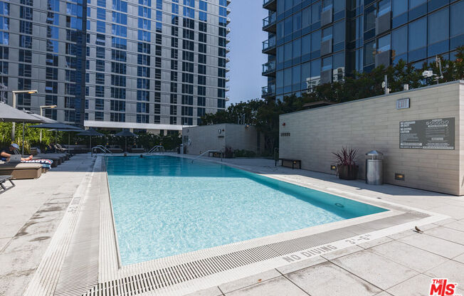 1 bed, 2 baths, 1,400 sqft, $4,250, Unit 716