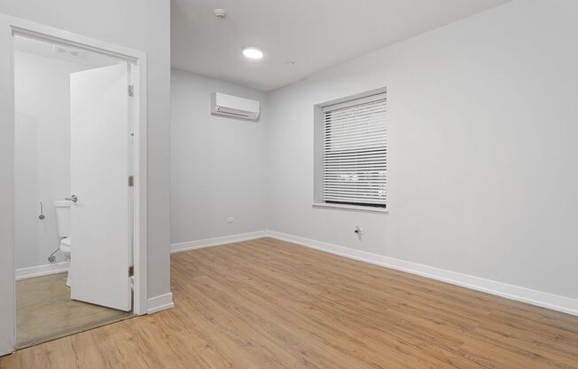 Studio, 1 bath, 245 sqft, $1,425, Unit 104