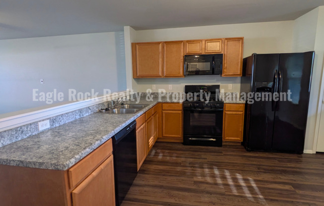 3 beds, 2 baths, $1,700