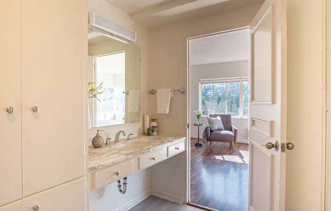 Bathroom at Portland Towers