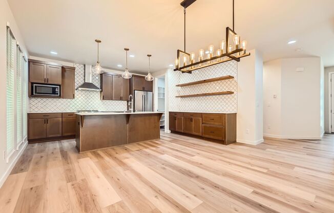 Newly Remodeled 3Bed/3Bath Home in the Heart of Bothell, WA!