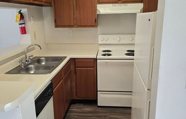 1 bed, 1 bath, 696 sqft, $825, Unit PG 2121