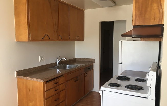 1 bed, 1 bath, 640 sqft, $2,050, Unit #9