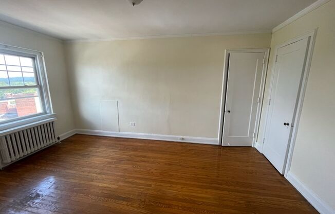 1 bed, 1 bath, 617 sqft, $1,850, Unit Wellington 908
