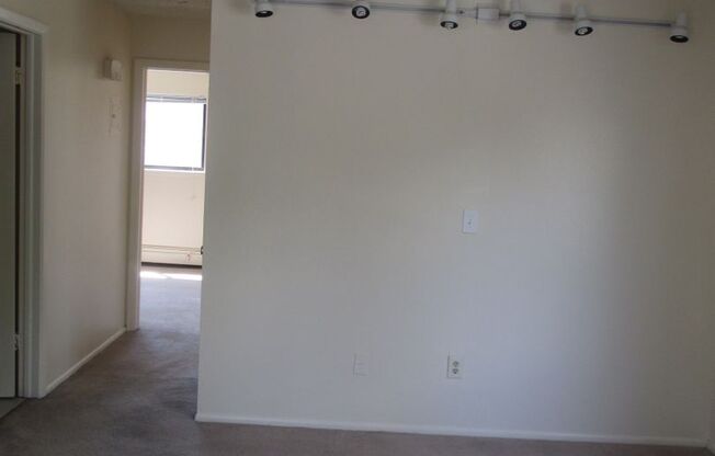 2200 Canyon