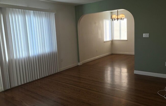 1 bed, 1 bath, 800 sqft, $1,595