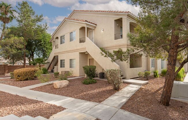Adorable 1 Bedroom Condo on the First Floor