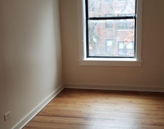 1 bed, 1 bath, $1,300, Unit 3052 - Unit 3